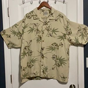 Tommy Bahama Hawaiian Relax  Floral Shirt